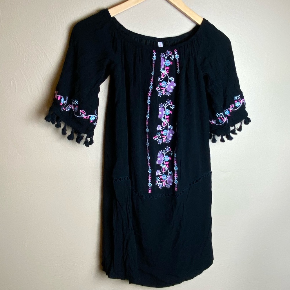 Xhilaration Off the Shoulder Swimsuit Coverup